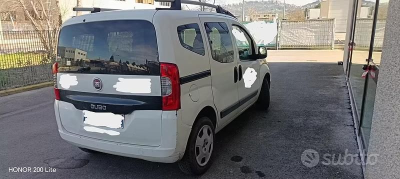 Usata Fiat Qubo Trekking 80 CV (58 kW) 2018 Bianco Monovolume