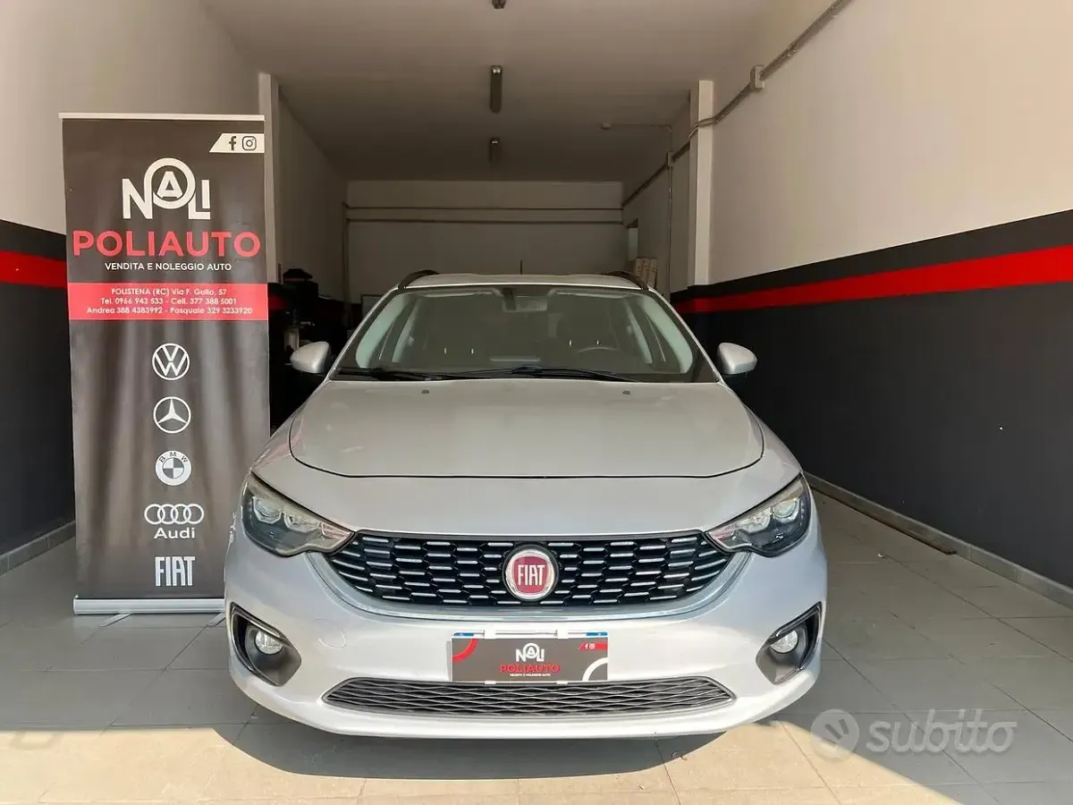 Usata Fiat Tipo Lounge 120 CV (88 kW) 2018 Grigio Station wagon
