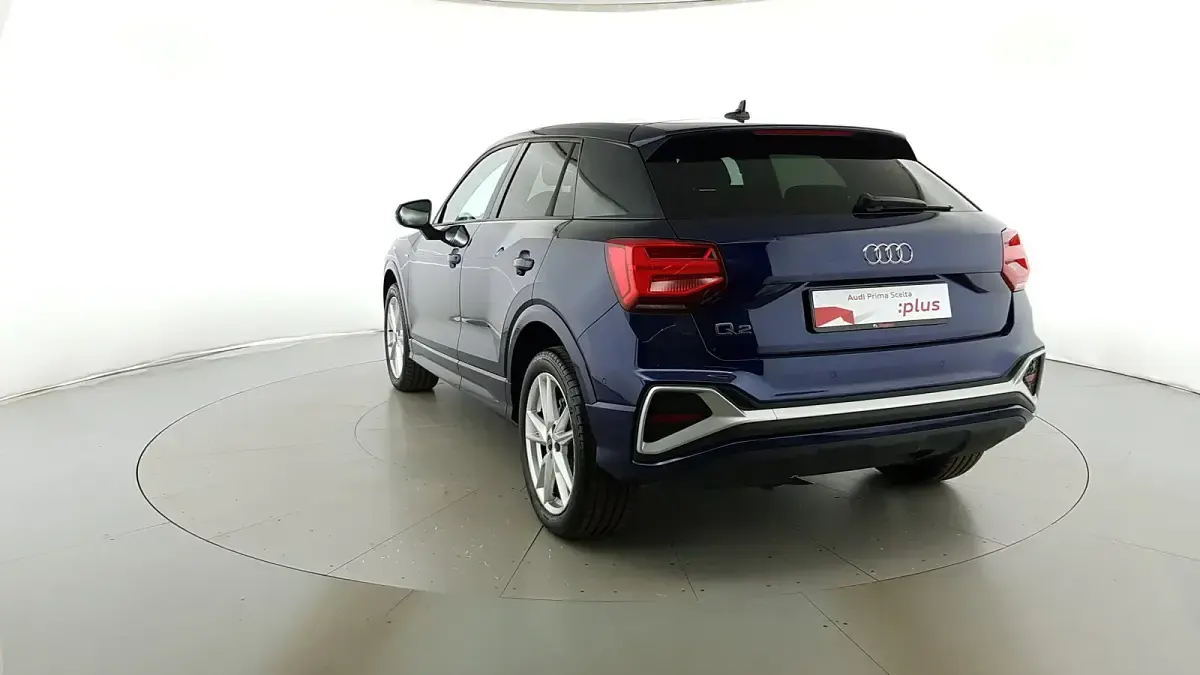 Gebraucht Audi Q2 S-Line 150 PS (110 kW) 2025 Blau SUV