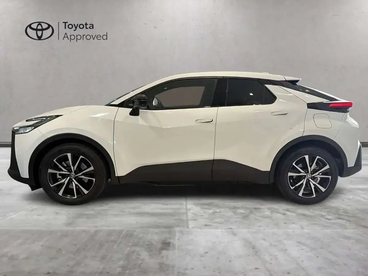 Usata Toyota C-HR Eco 223 CV (164 kW) 2024 Super white SUV