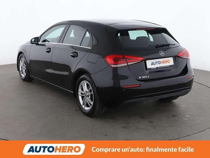 Usata Mercedes A180 Executive 116 CV (85 kW) 2019 Nero Berlina