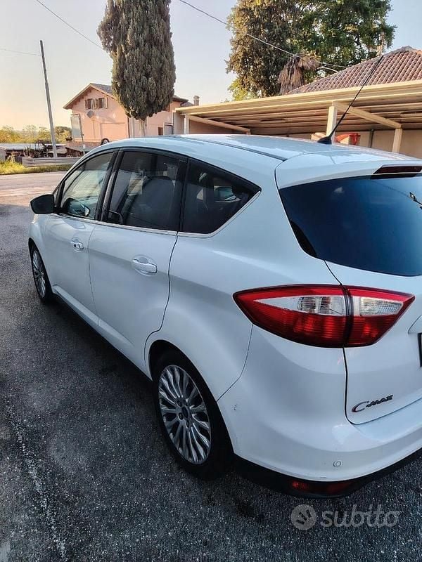 Usata Ford C-MAX 115 CV (84 kW) 2012 Bianco Monovolume