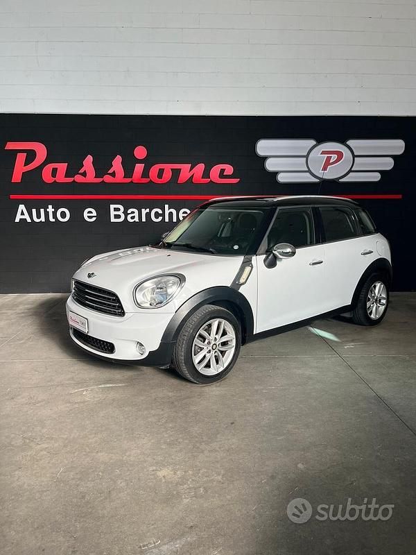 Bianco Usata 2010 Mini Cooper Countryman SUV | 8290 € (Buon prezzo) - Immagine 1/4