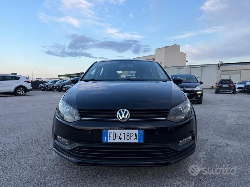 Usata VW Polo Trendline 75 CV (55 kW) 2016 Nero Berlina