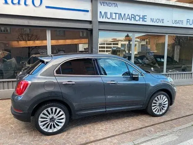 Begagnad Fiat 500X Lounge 120 HK (88 kW) 2016 Grå SUV