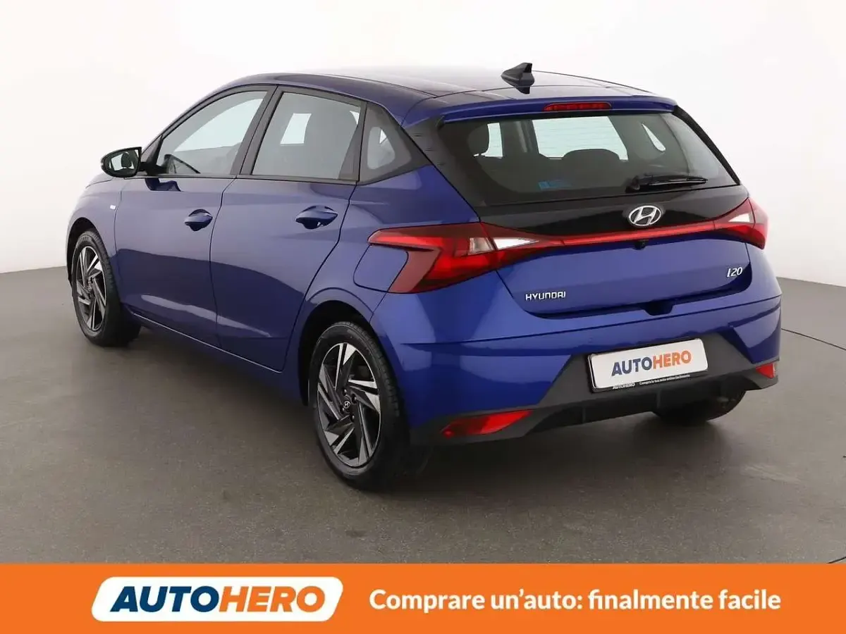 Begagnad Hyundai i20 101 HK (74 kW) 2022 Blå Halvkombi