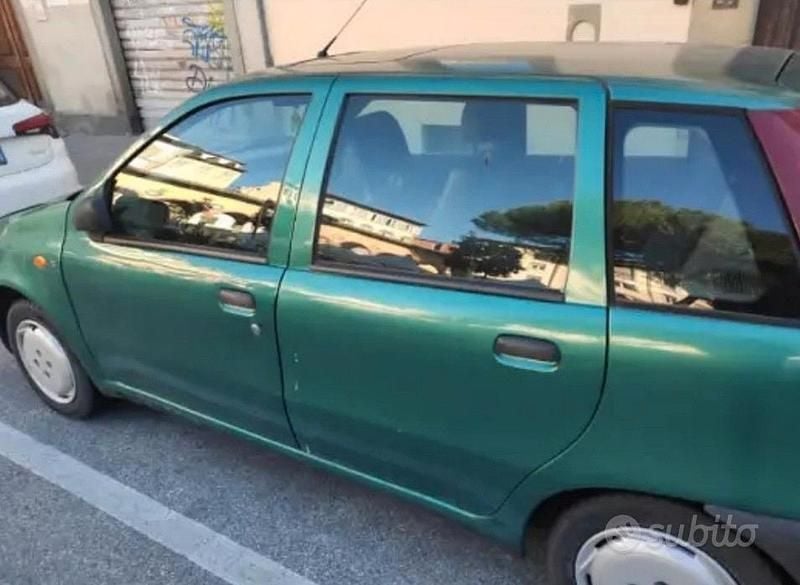 Usata Fiat Punto 73 CV (53 kW) 1996 Verde Utilitaria