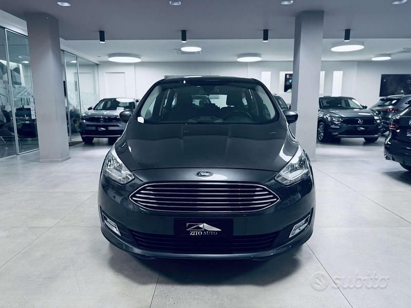 Usata Ford C-MAX Titanium 121 CV (88 kW) 2017 Gray Monovolume