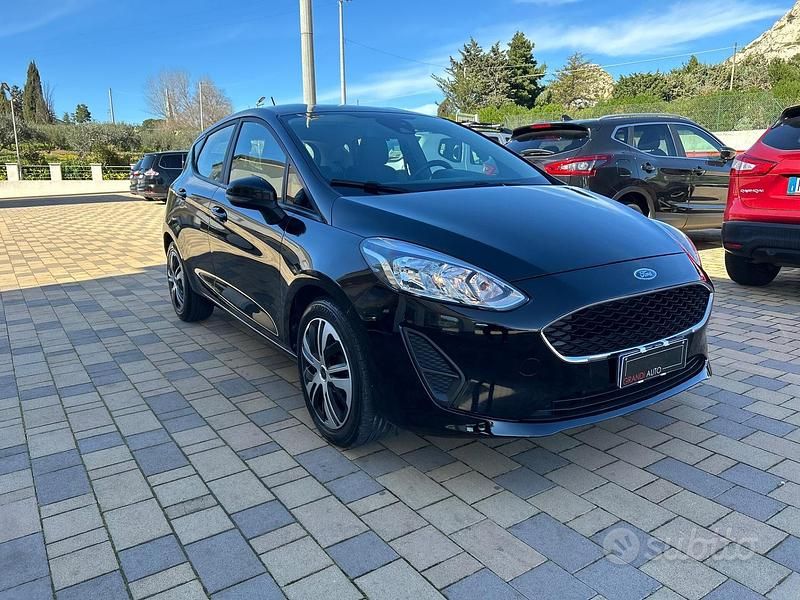 Usata Ford Fiesta 86 CV (63 kW) 2018 Nero Berlina