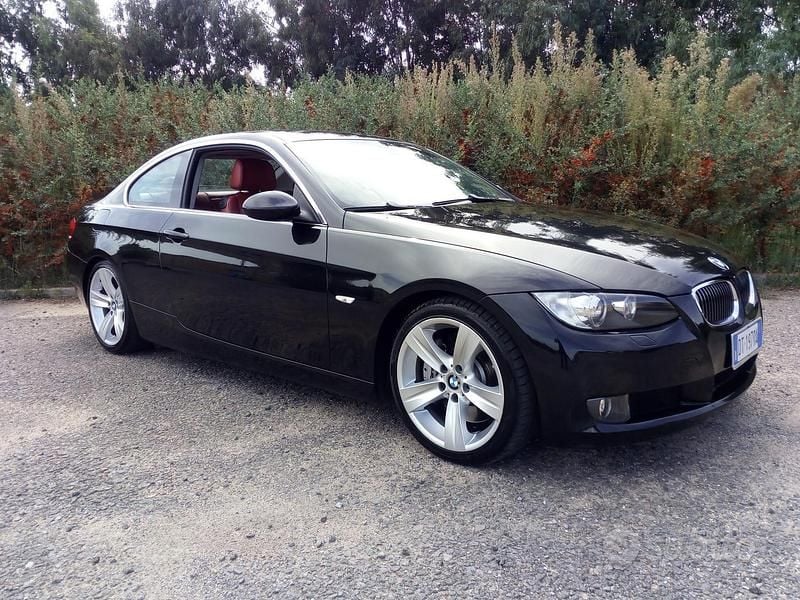 Usata BMW 330 231 CV (169 kW) 2007 Nero Coupé