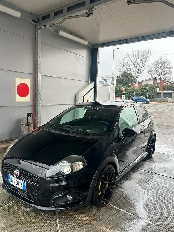 Usata Abarth Punto 260 CV (191 kW) 2008 Nero Utilitaria