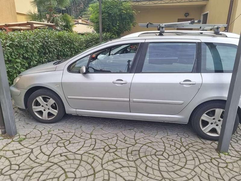 Usata Peugeot 307 109 CV (80 kW) 2004 Argento Station wagon