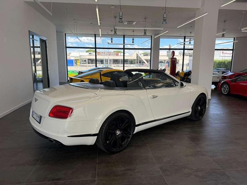 Usata Bentley Continental GT Convertible 507 CV (372 kW) 2013 Bianco Cabrio