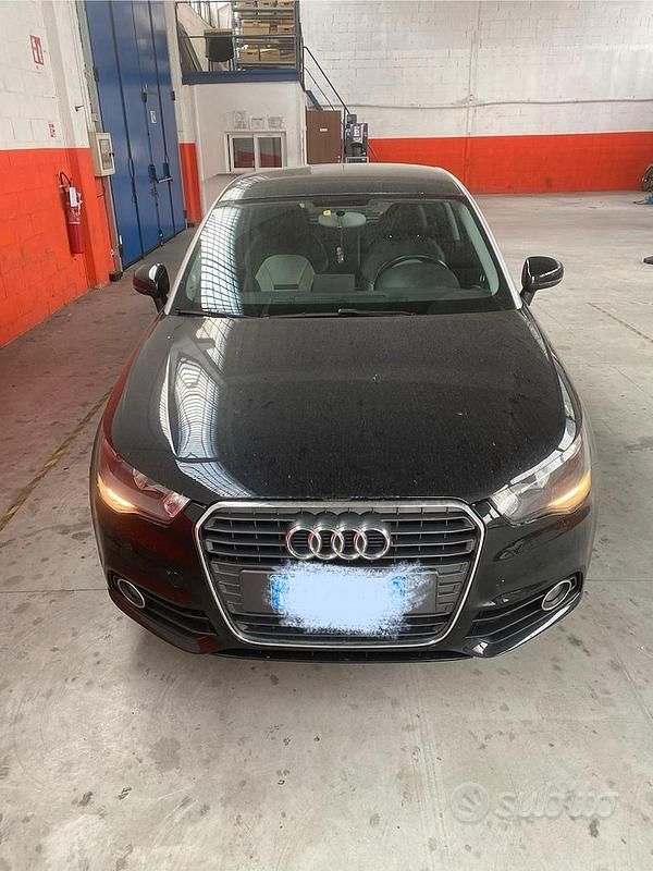 Usata Audi A1 105 CV (77 kW) 2010 Nero Utilitaria