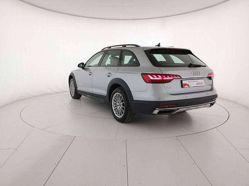 Usata Audi A4 Allroad Business 204 CV (150 kW) 2021 Argento fioretto metallizzato Station wagon