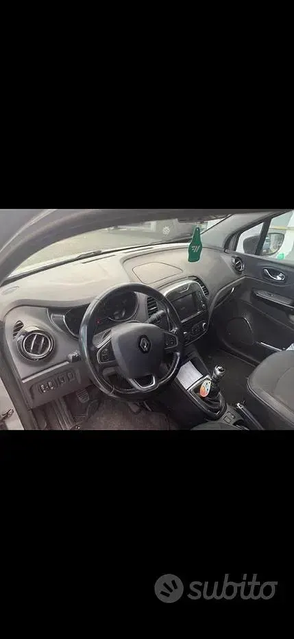Usata Renault Captur 120 CV (88 kW) 2017 SUV