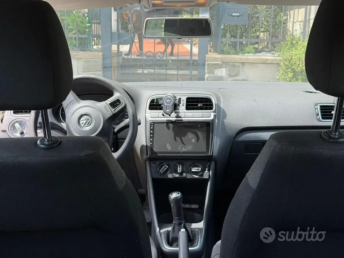 Usata VW Polo Comfortline 75 CV (55 kW) 2011 Bianco Utilitaria