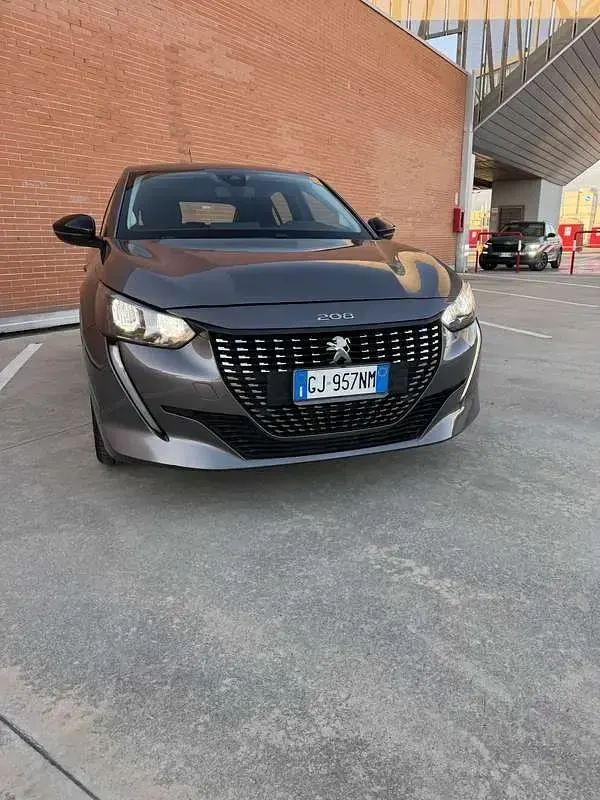 Usata Peugeot 208 Active 75 CV (55 kW) 2022 Utilitaria