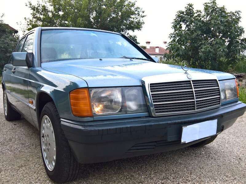 Usato 1987 Mercedes 190 2.0 CNG_Hybrid 122 CV (5.600 €)