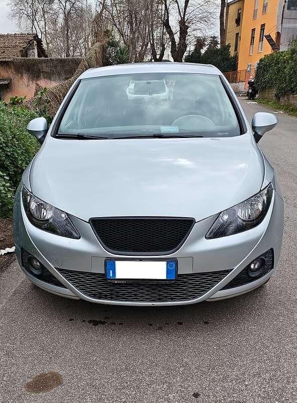 Usata Seat Ibiza Style 69 CV (50 kW) 2009 Argento Berlina