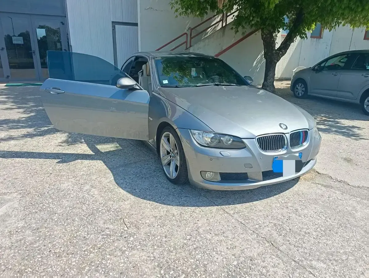 Usata BMW 325 Cabriolet 197 CV (144 kW) 2009 Grigio Cabrio