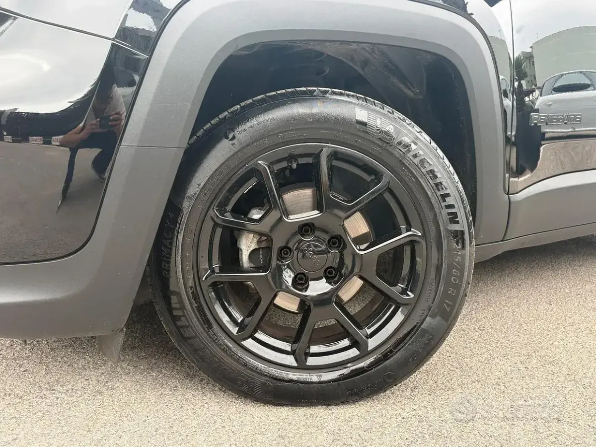 Usata Jeep Renegade 131 CV (96 kW) 2024 Nero SUV
