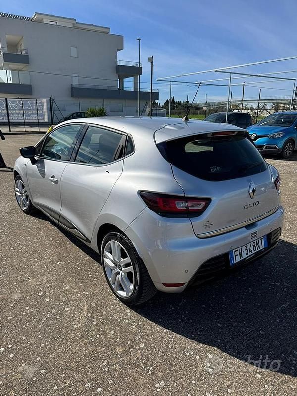 Usata Renault Clio IV 2019 Grigio Berlina