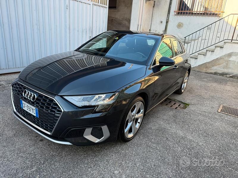 Usata Audi A3 Sportback 116 CV (85 kW) 2021 Grigio Utilitaria