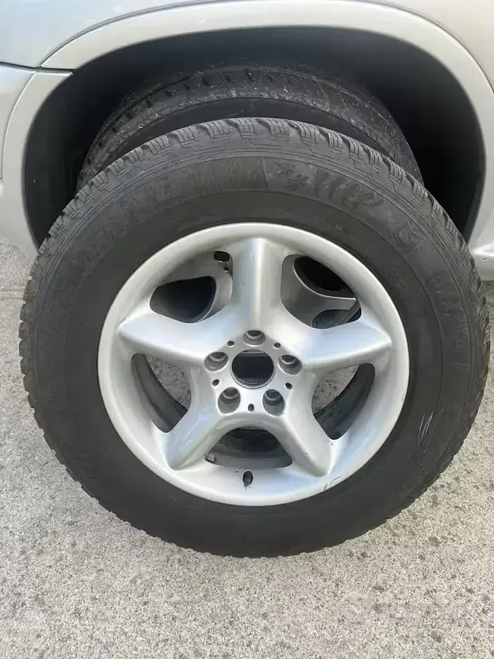 Usata BMW X5 184 CV (135 kW) 2002 Grigio SUV