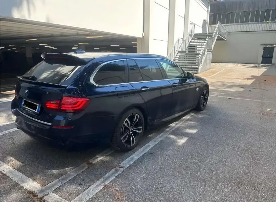 Usata BMW 520 M Sport 190 CV (139 kW) 2017 Bluazzurro Station wagon