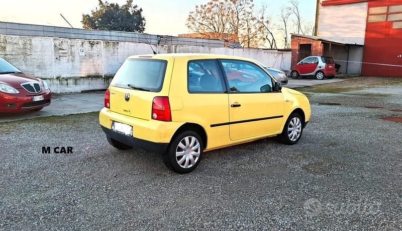 Usata VW Lupo Trendline 50 CV (36 kW) 2000 Giallo Utilitaria