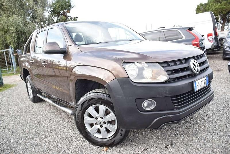 Usata VW Amarok 122 CV (89 kW) 2011 Marrone Pick-up