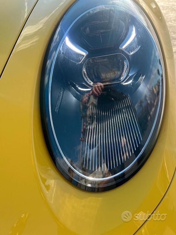 Usata Porsche 911 Carrera S 450 CV (330 kW) 2020 Giallo Coupé