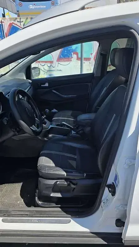 Usata Ford Kuga Titanium 136 CV (100 kW) 2009 Bianco SUV