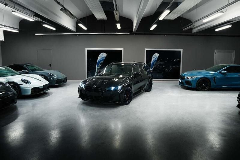 Black sapphire metallizzato Usata 2025 BMW M3 Station wagon | 91.490 € (Super prezzo) - Immagine 1/4