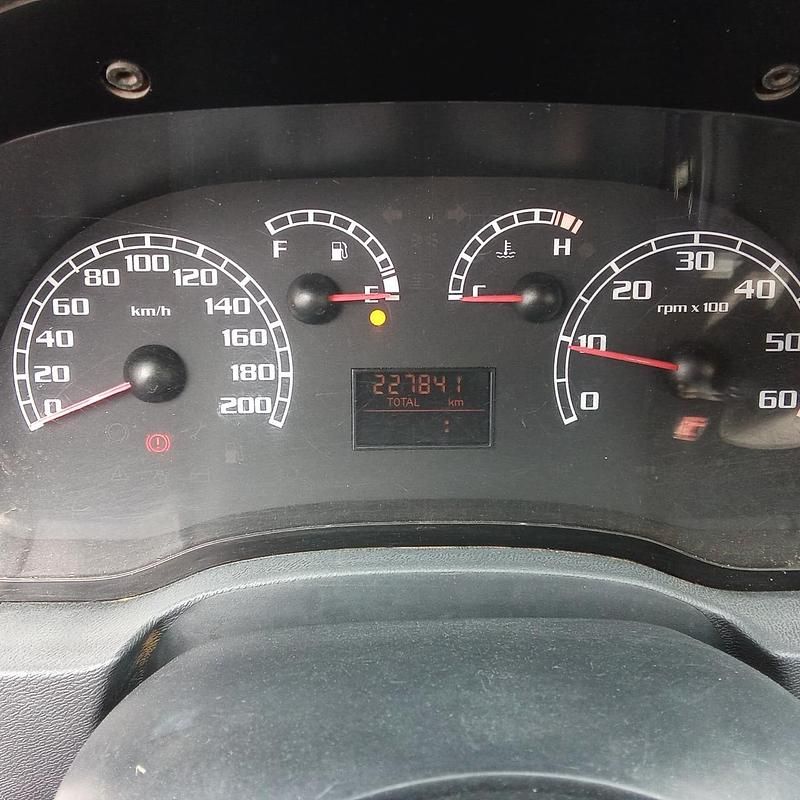 Usata Fiat Strada 84 CV (61 kW) 2007 Bianco Pick-up