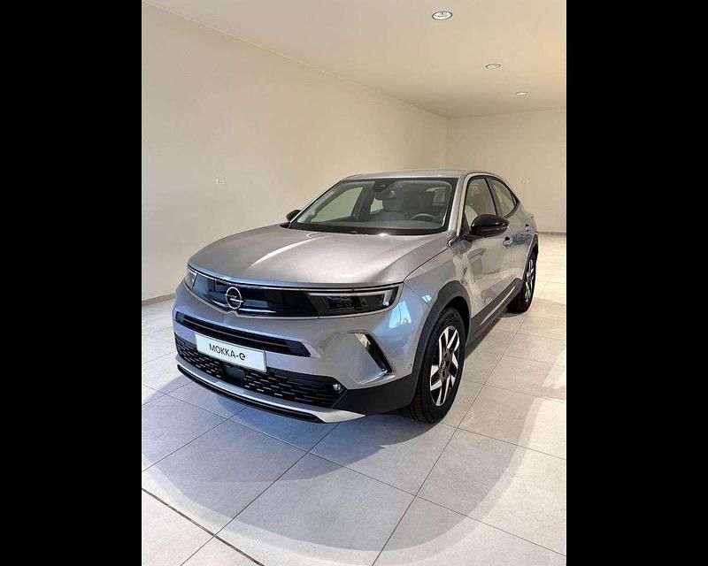 Usata Opel Mokka-e Elegance 100 kW (136 CV) 2023 Grigio SUV
