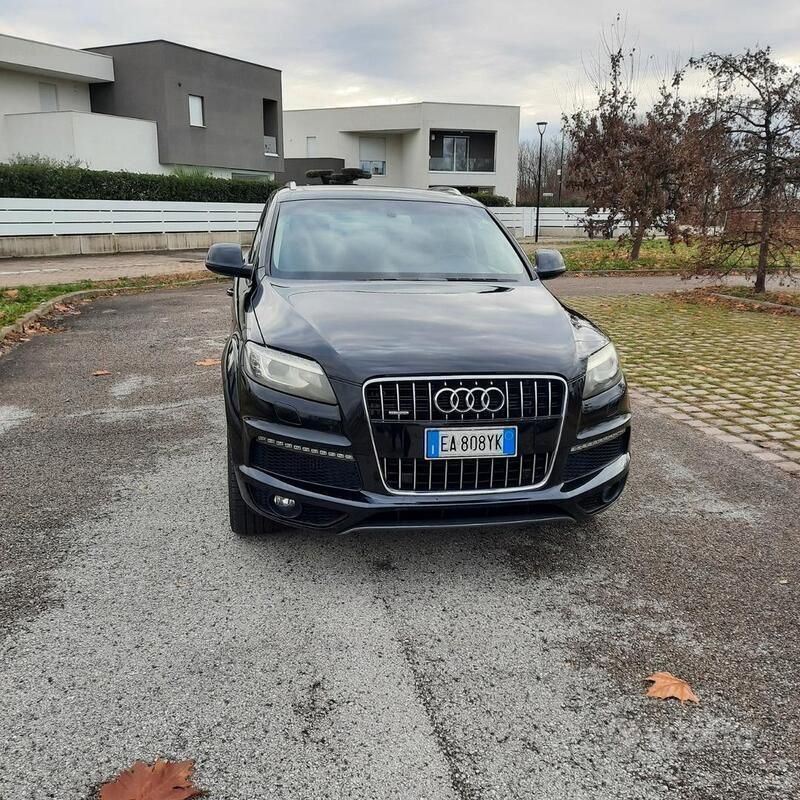 Usata 2010 Audi Q7 S-Line SUV | 15.000 € (Molto cara) - Immagine 1/4