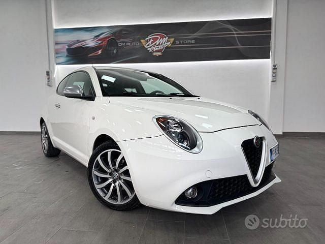 Usata Alfa Romeo MiTo Super 95 CV (69 kW) 2016 Bianco Utilitaria