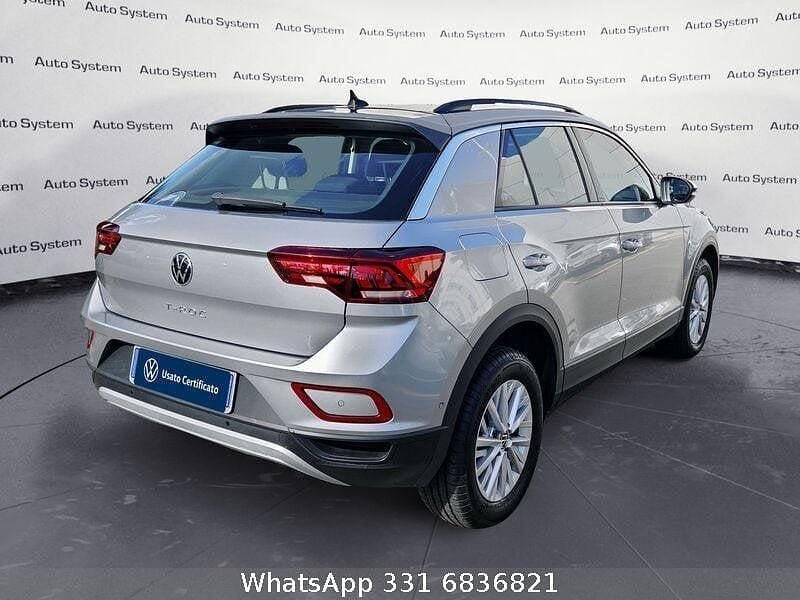 Usata VW T-Roc Life 150 CV (110 kW) 2024 Pyrit silver SUV