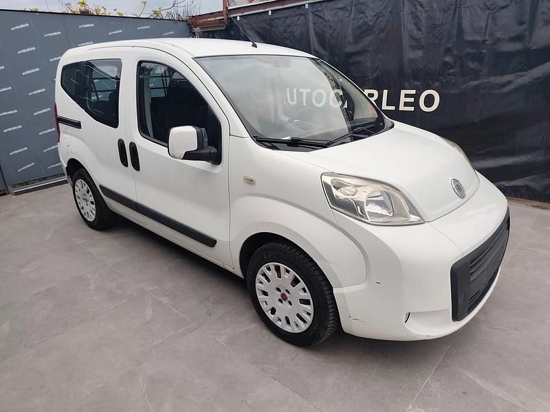 Usata Fiat Qubo Trekking 75 CV (55 kW) 2009 Bianco Monovolume
