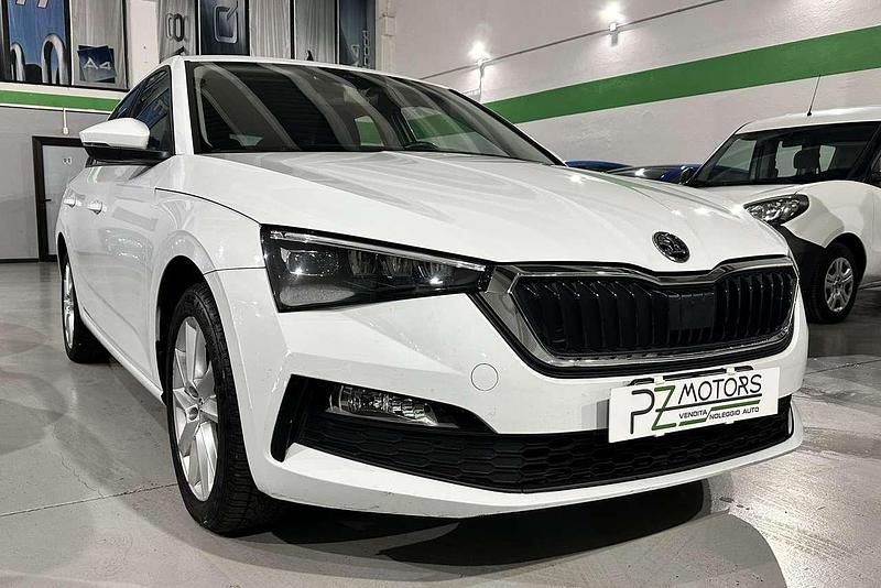 Usata Skoda Scala Style 110 CV (80 kW) 2022 Bianco Utilitaria