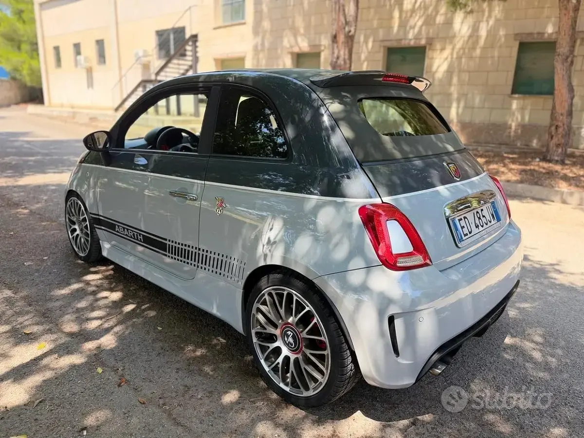 Usata Abarth 500C 140 CV (102 kW) 2010 Grigio Cabrio