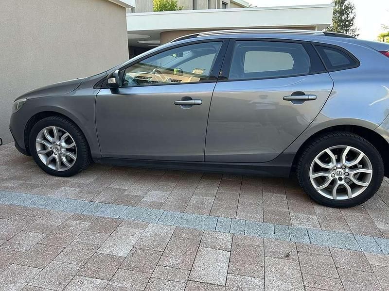 Usata Volvo V40 CC Kinetic 120 CV (88 kW) 2016 Station wagon