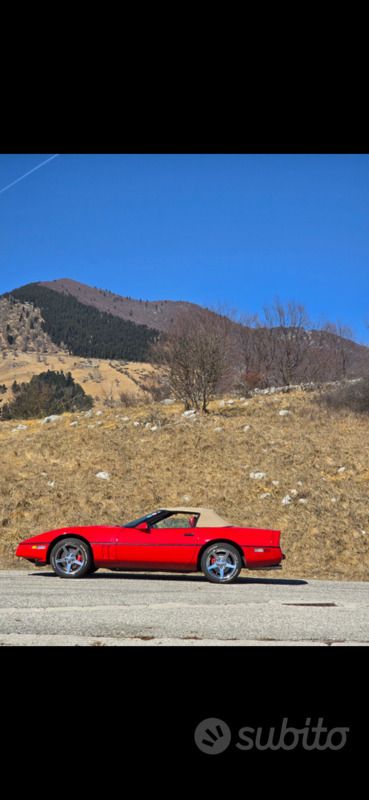 Usata Corvette C4 245 CV (180 kW) 1989 Rosso Cabrio