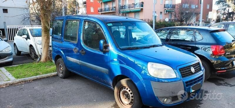Usata Fiat Doblò 103 CV (75 kW) 2006 Monovolume