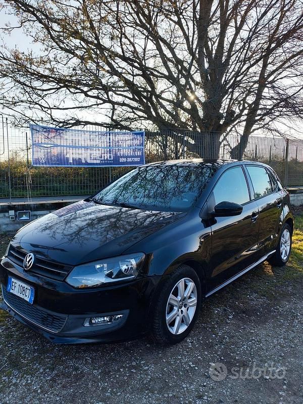 Usata VW Polo Highline 90 CV (66 kW) 2010 Nero Utilitaria