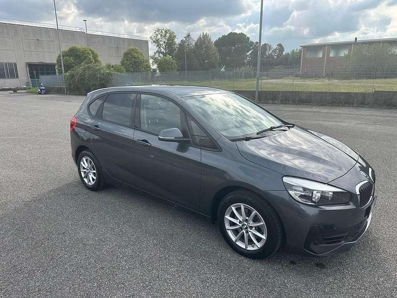 Usata BMW 216 Active Tourer 116 CV (85 kW) 2020 Grigio Monovolume