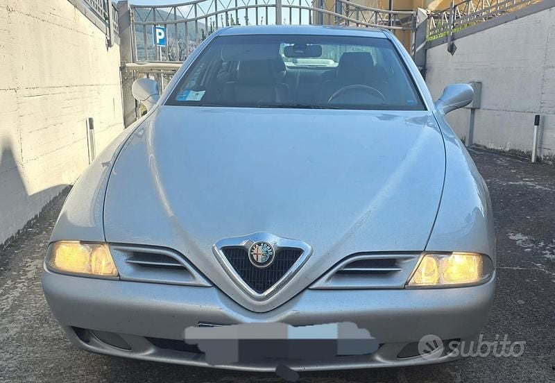 Usata Alfa Romeo 166 140 CV (102 kW) 2001 Grigio Berlina