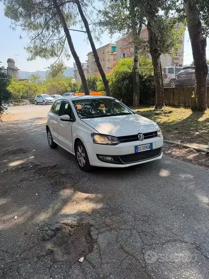 Usata VW Polo Highline 85 CV (62 kW) 2011 Bianco Utilitaria